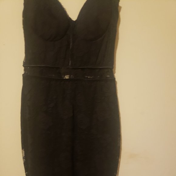 Tight Black Dress - Picture 5 of 5